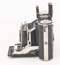 Charger l&#39;image dans la galerie, Dr. August Nagel Vollenda avec Leitz Elmar 50mm F/3.5
