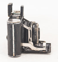 Charger l&#39;image dans la galerie, Dr. August Nagel Vollenda avec Leitz Elmar 50mm F/3.5
