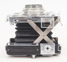 Charger l&#39;image dans la galerie, Plauble Makina III avec 4 Objectifs et un Grand Nombre d&#39;Accessoires
