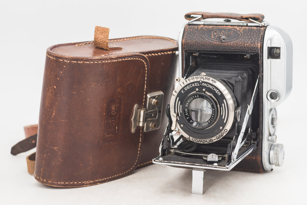 Ensign Autorange 220 with Lukos Anastigmat 75mm F/3.5 Medium Format Camera