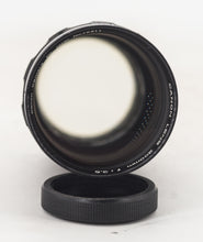 Charger l&#39;image dans la galerie, Canon Lens 200mm F/3.5 L39 Leica Screw Mount
