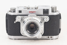 将图片加载到图库查看器，Berning Robot Royal III avec Schneider Xenar 38mm F/2.8
