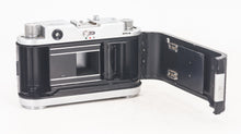 将图片加载到图库查看器，Berning Robot Royal III avec Schneider Xenar 38mm F/2.8
