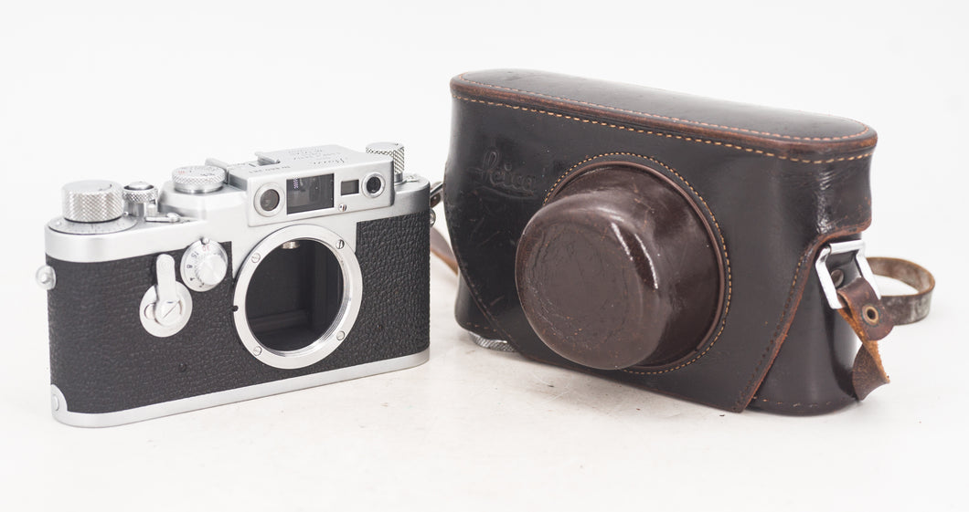Leitz Leica IIIg L39 Screw Mount Camera with Case
