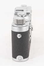 将图片加载到图库查看器，Leitz Leica IIIg L39 Screw Mount Camera with Case
