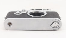 将图片加载到图库查看器，Leitz Leica IIIg L39 Screw Mount Camera with Case
