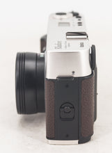 Charger l&#39;image dans la galerie, Konica Hexar AF Rhodium avec Hexar 35mm F/2
