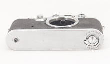Charger l&#39;image dans la galerie, Leica IIIc Red Curtain Boîtier
